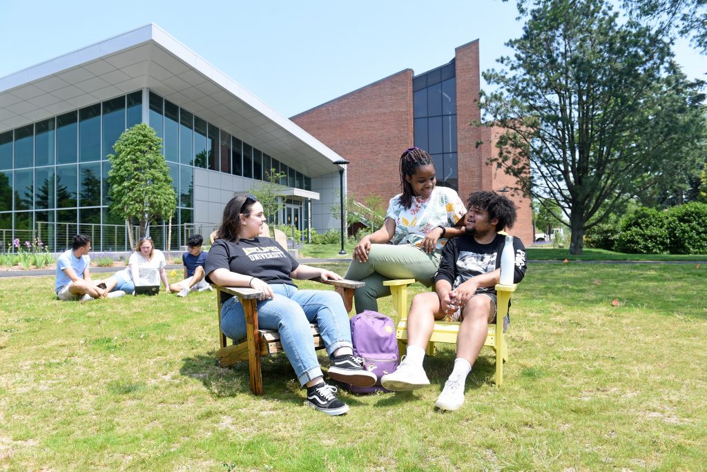 Adelphi to Offer 300+ InPerson, Online and Hybrid Summer Session